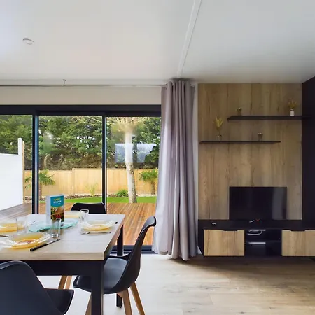 Les Voiles Blanches - Pour 8